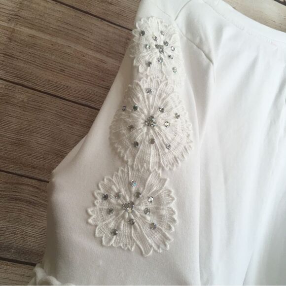 LILLY PULITZER FATIMA TOP IN WHITE - Picture 9 of 9